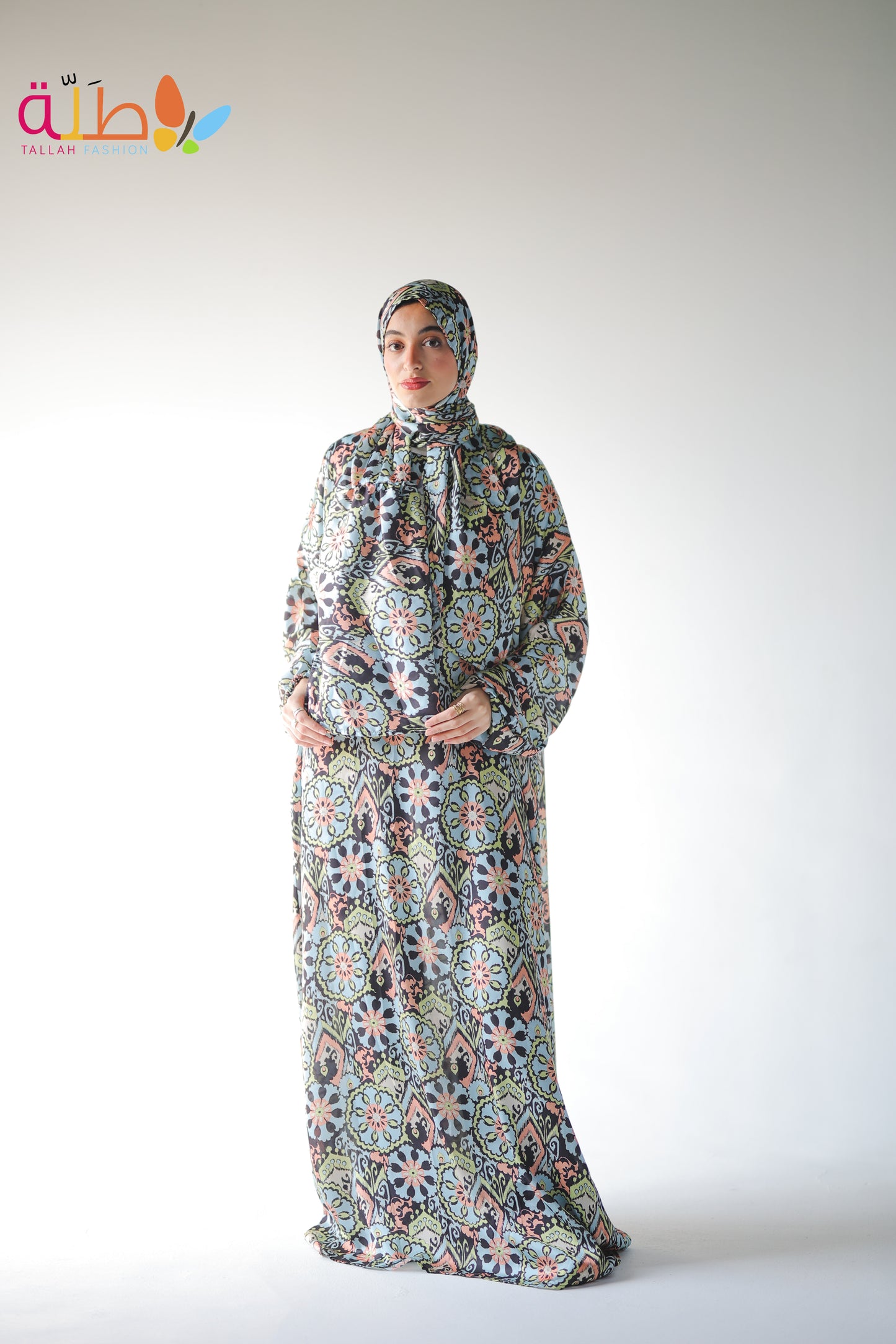 Isdal Satin - green pattern