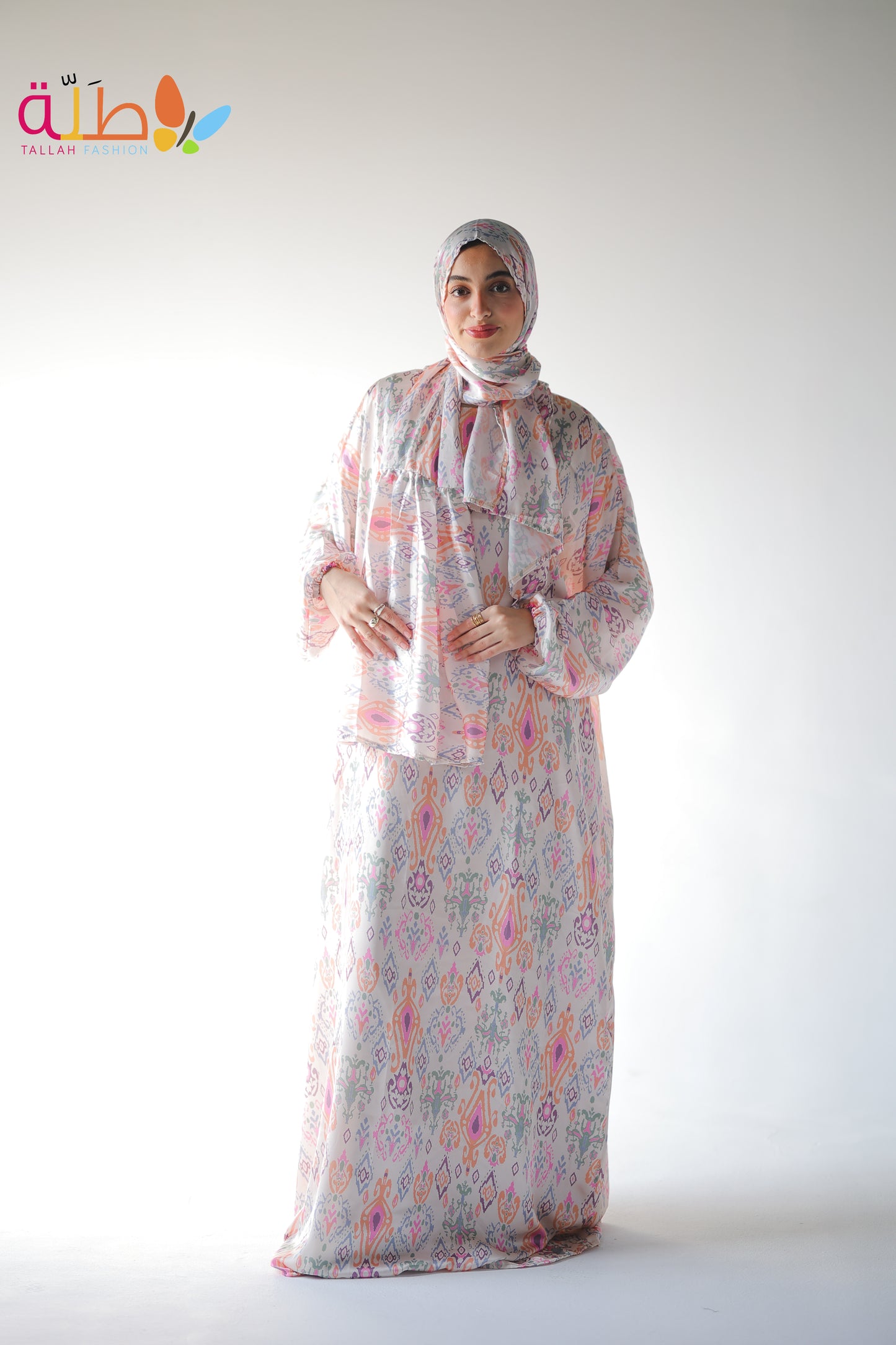 Isdal Satin - pinkish pattern