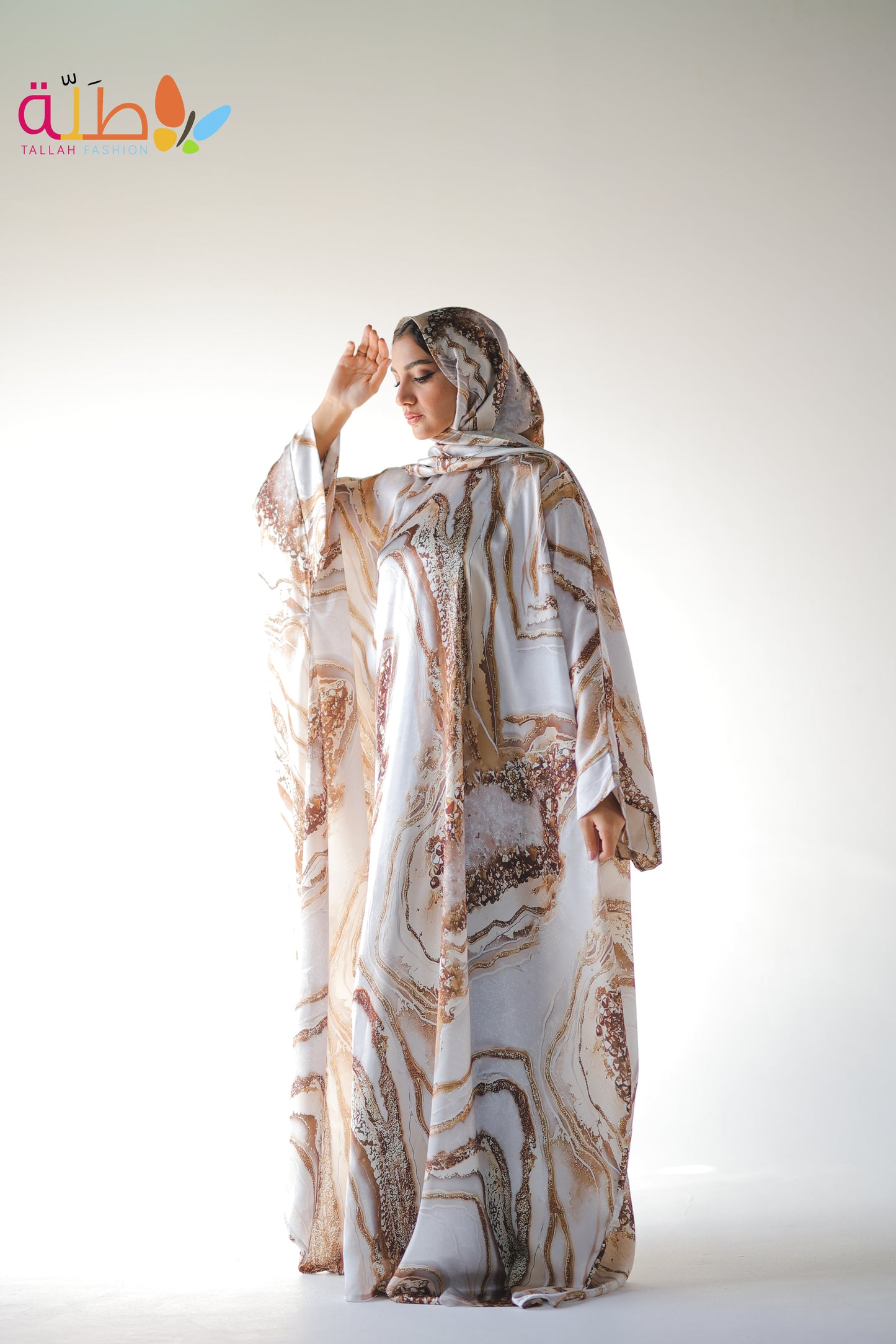 Malhafa Satin - white & gold