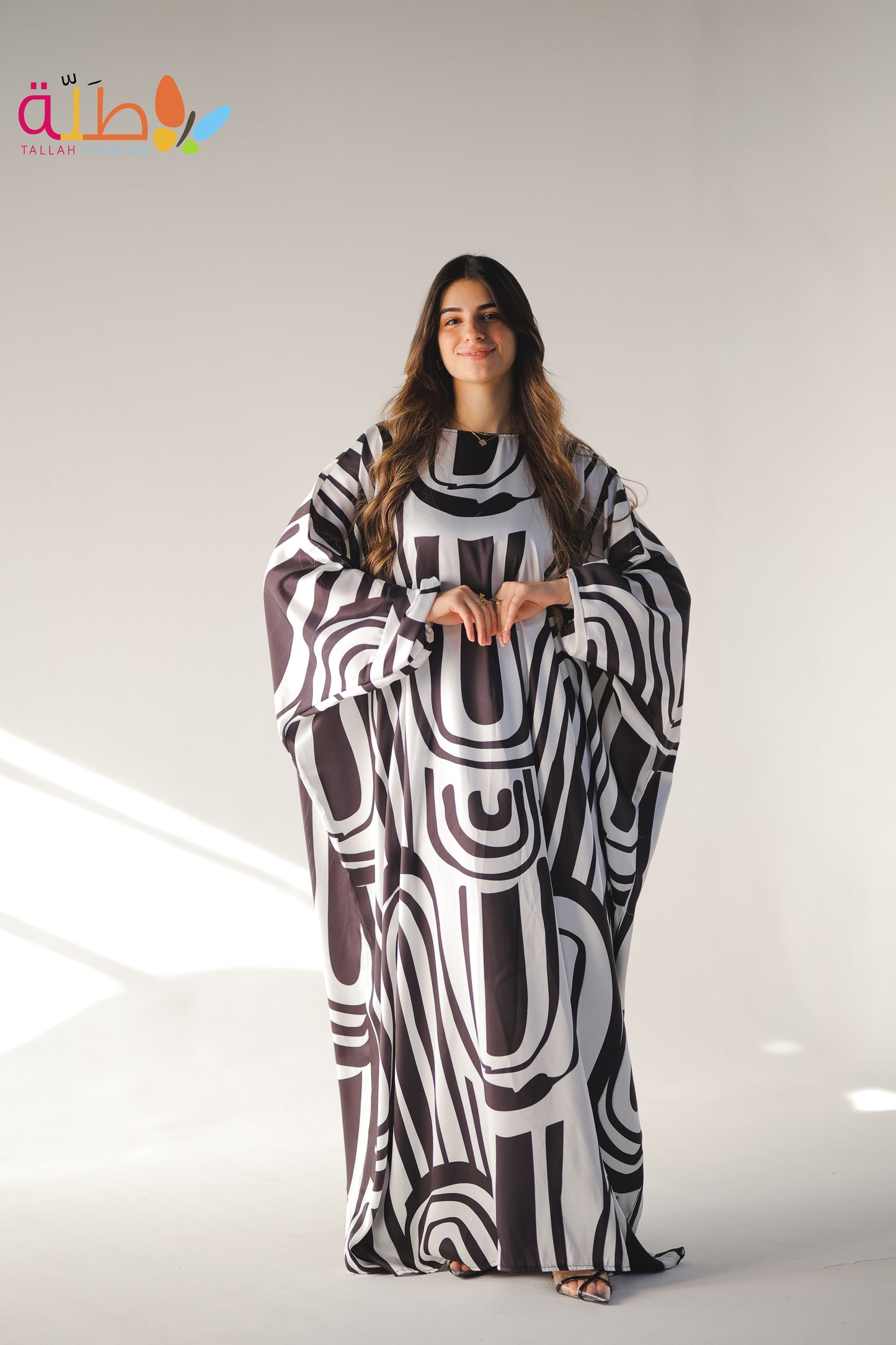 Malhafa Satin - off white & black