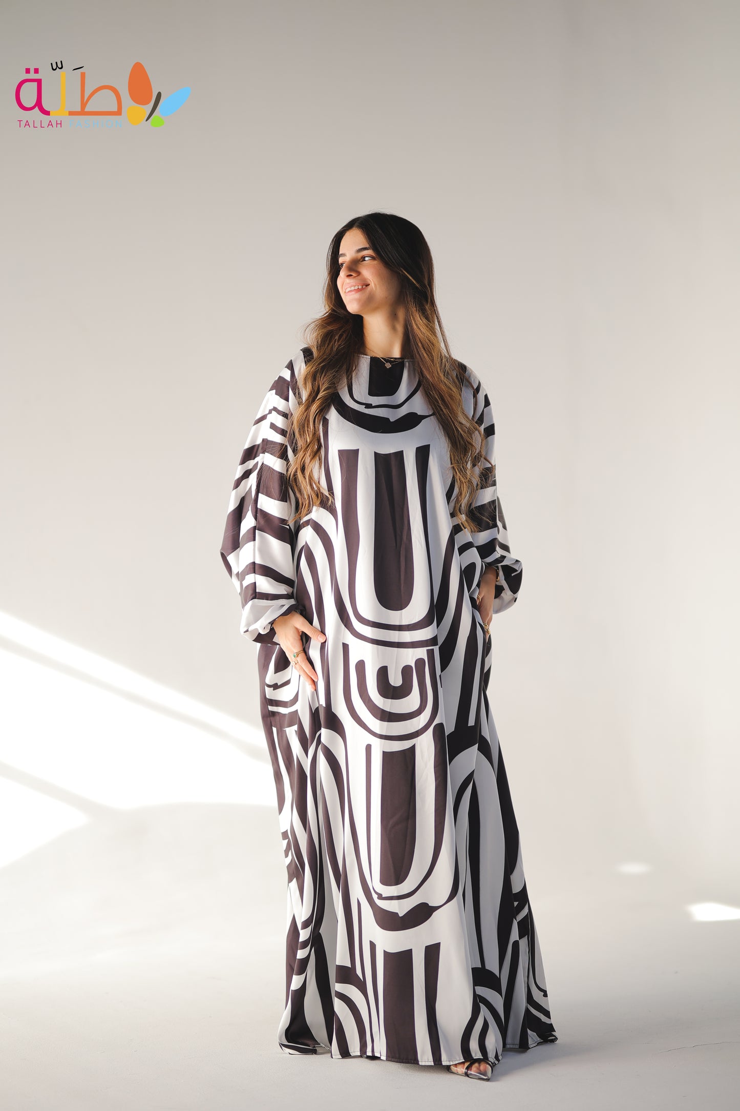 Malhafa Satin - off white & black