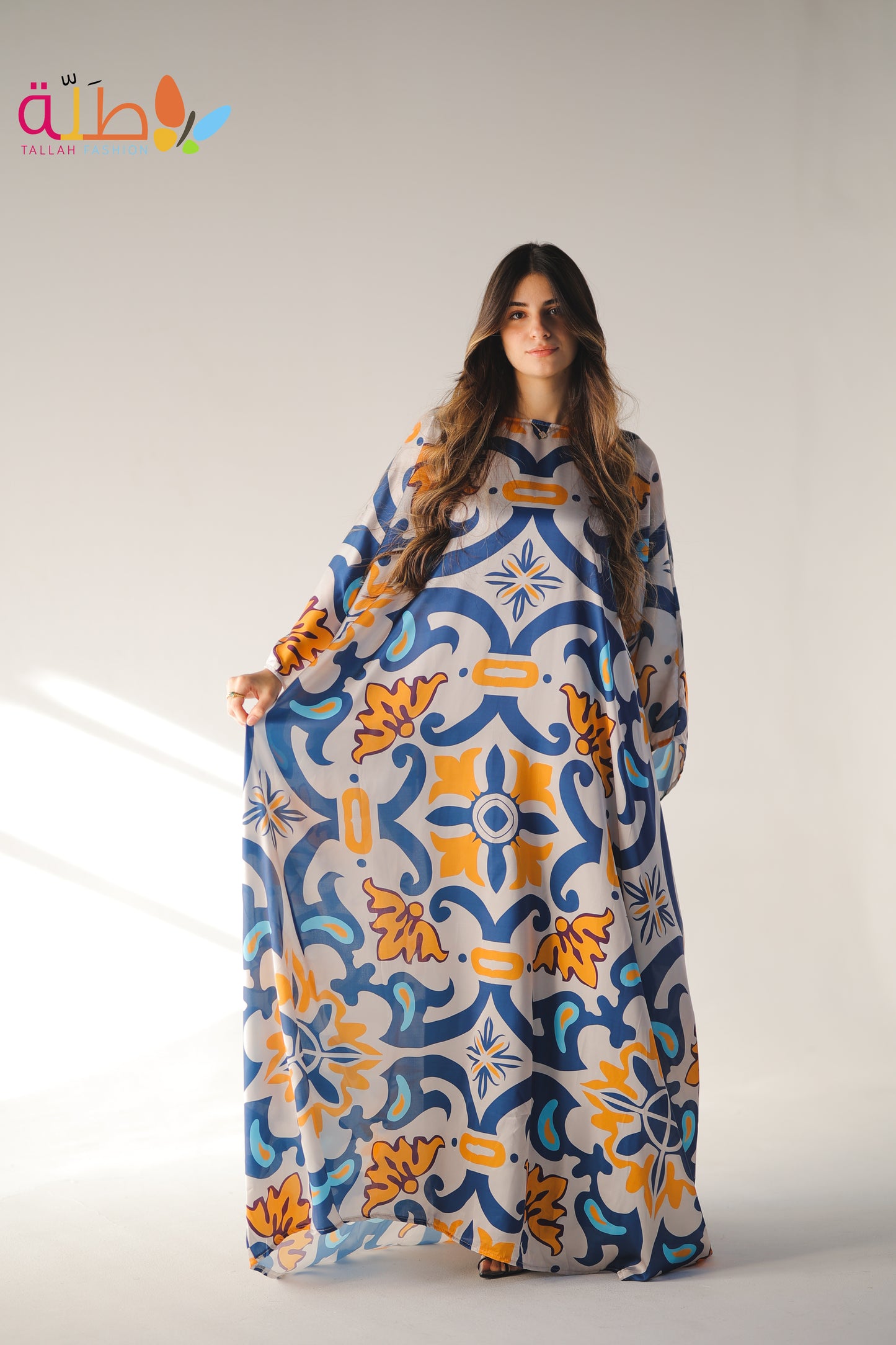 Malhafa Satin - white, blue & yellow