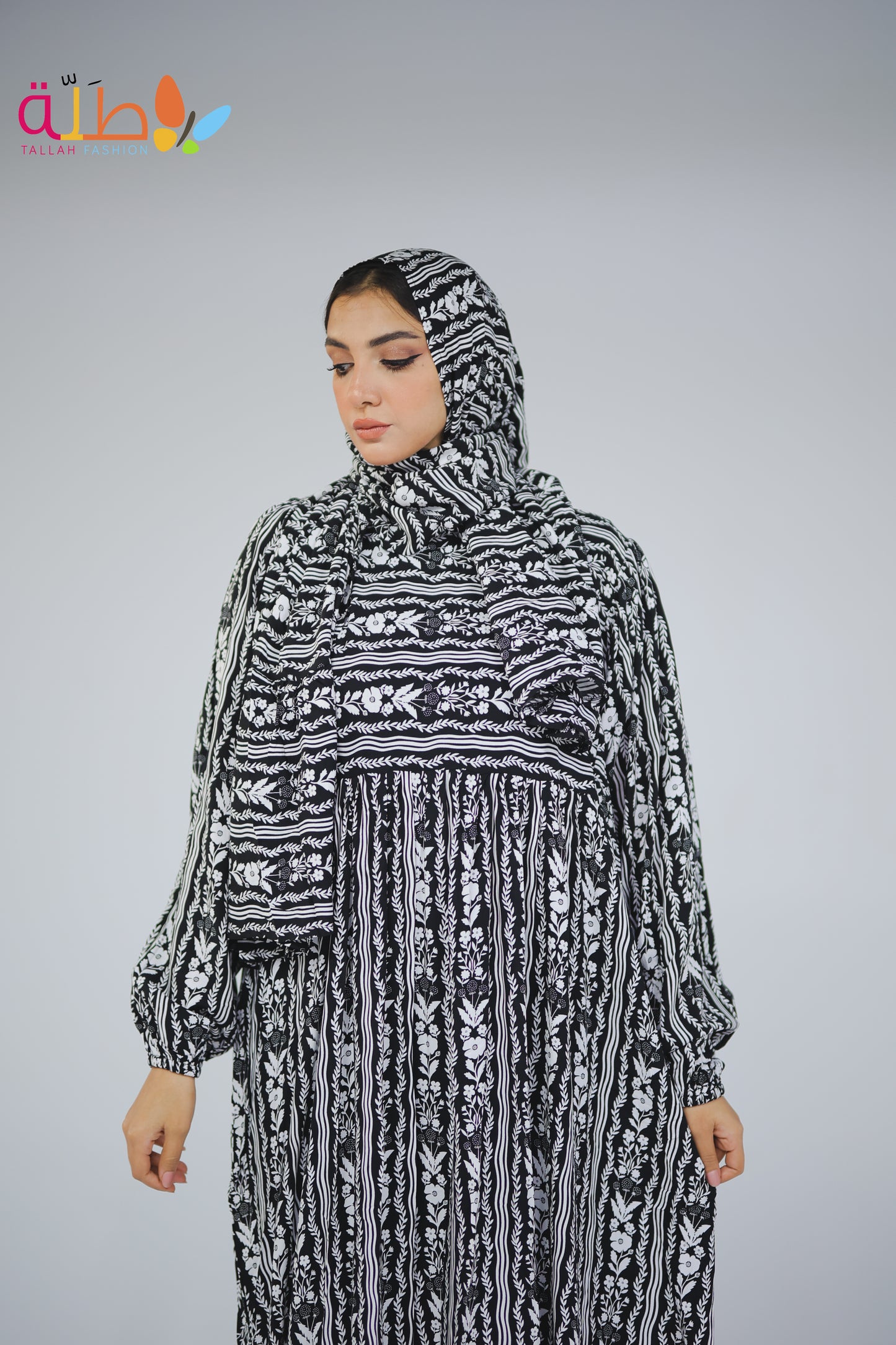 Viscose - black & white pattern