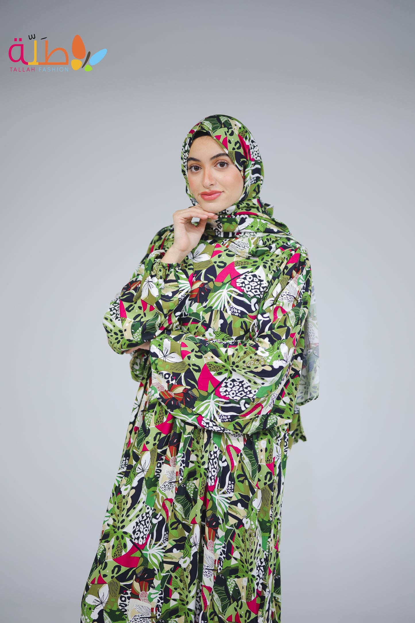 Viscose - green & pink pattern