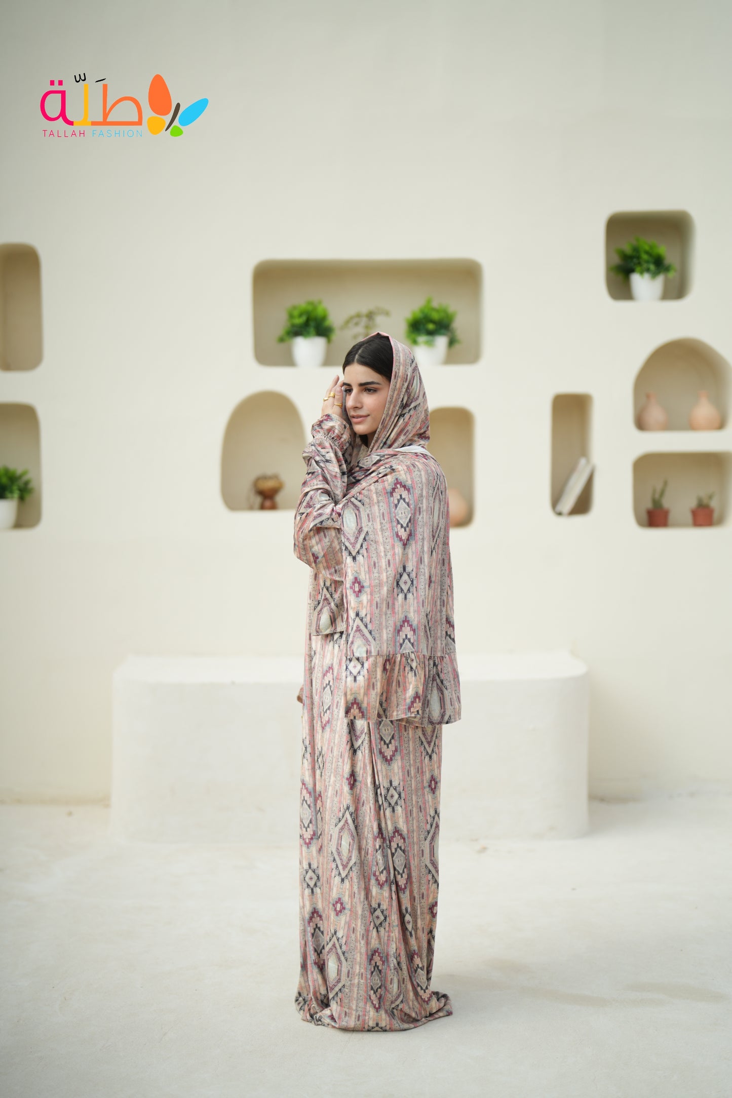 Isdal - light brown pattern