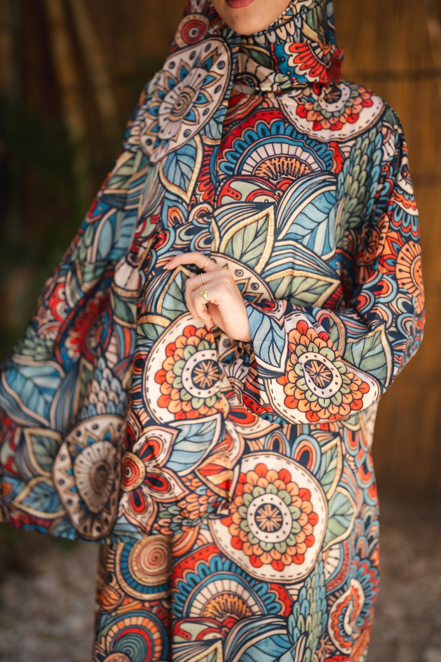 Isdal satin - swirls