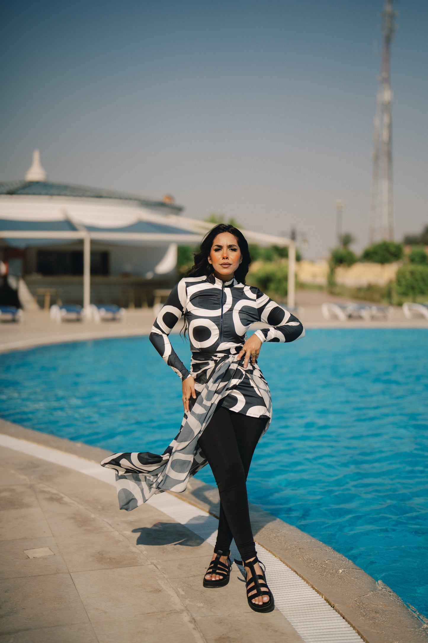 Burkini - black & white circles