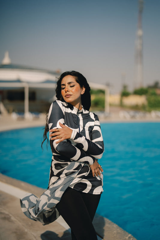 Burkini - black & white circles