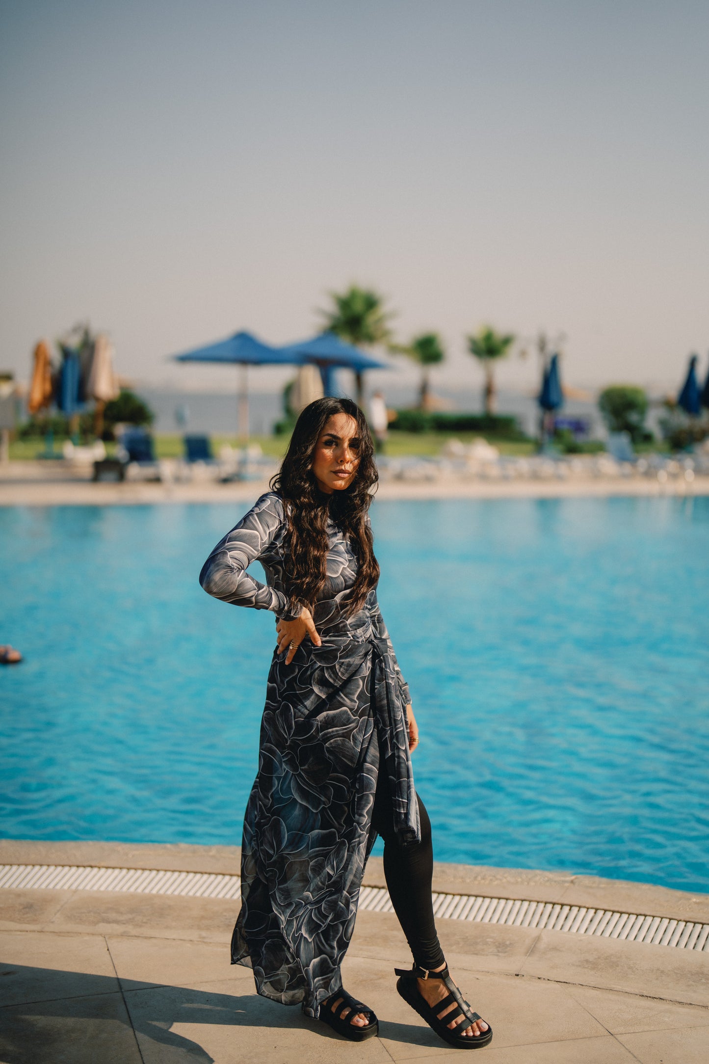Burkini - black & white shells