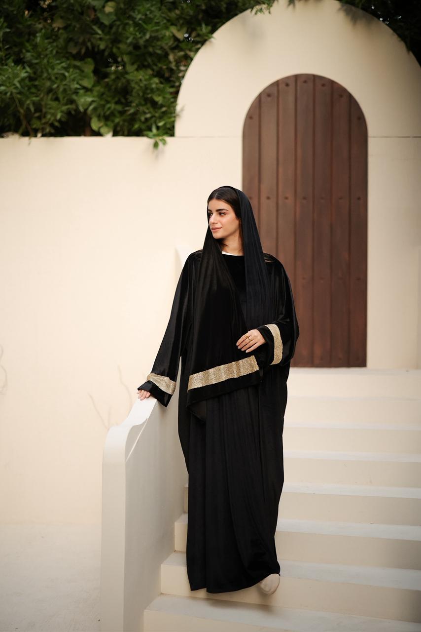 isdal - classic black & gold