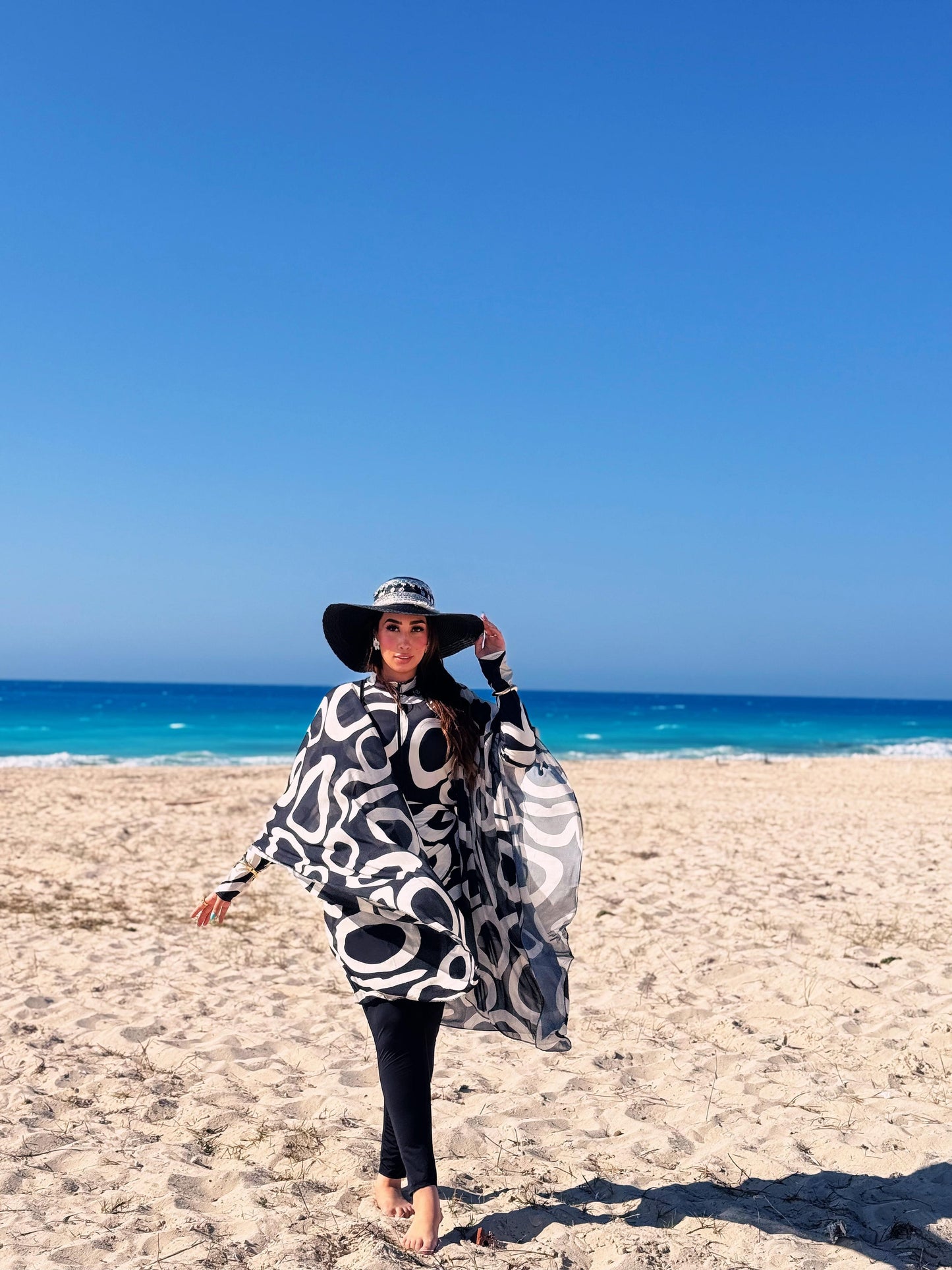 Burkini - black & white circles