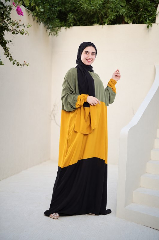 Isdal — Viscose — Olive, mustard & black, colour-block