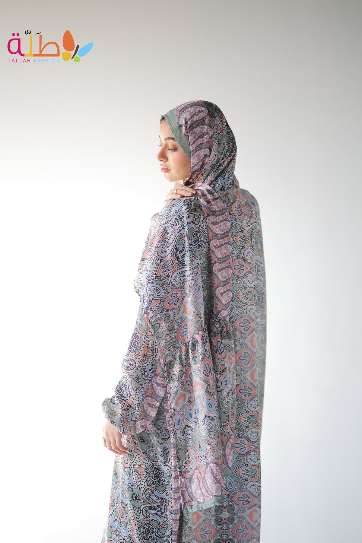 Isdal Satin - pink & green pattern