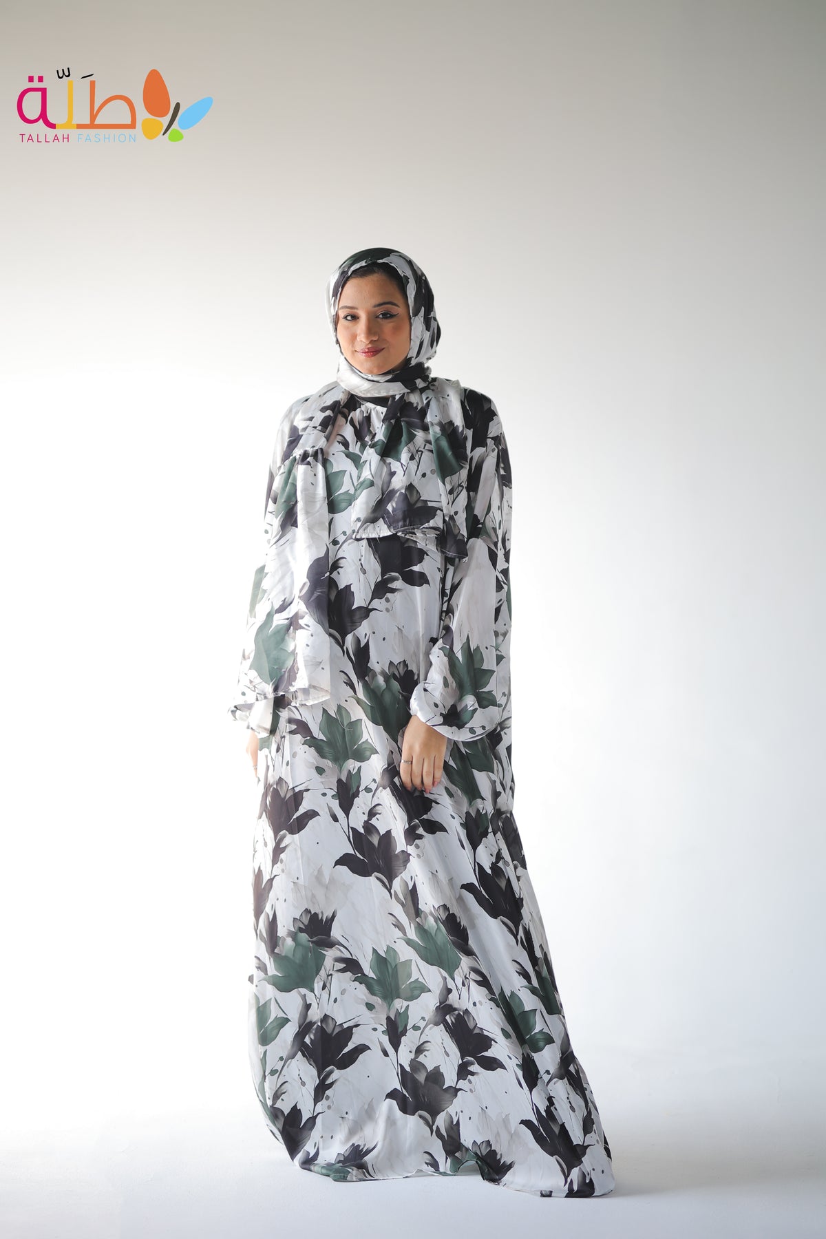Isdal Satin - gree & white