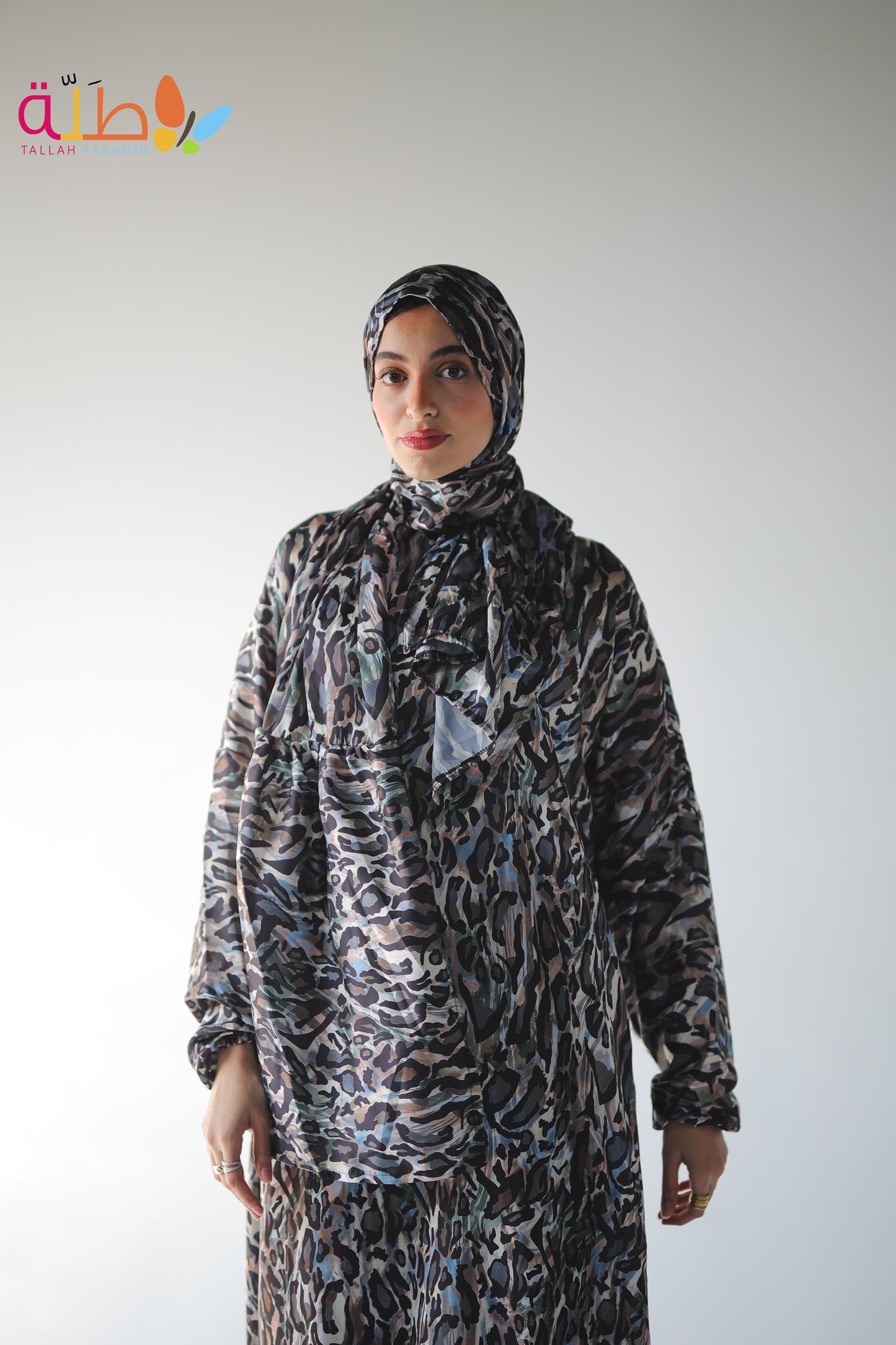 Isdal Satin - rock pattern