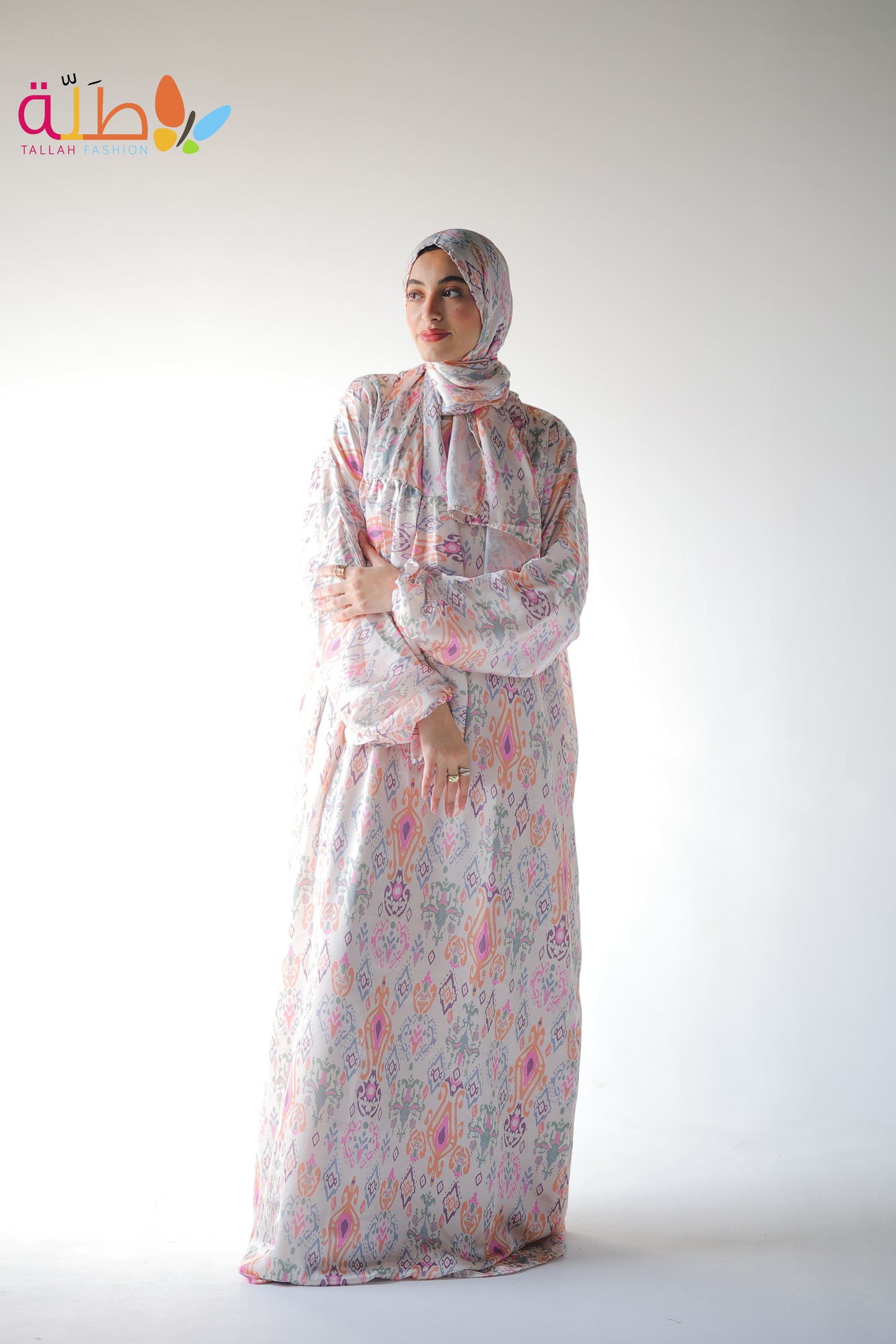 Isdal Satin - pinkish pattern