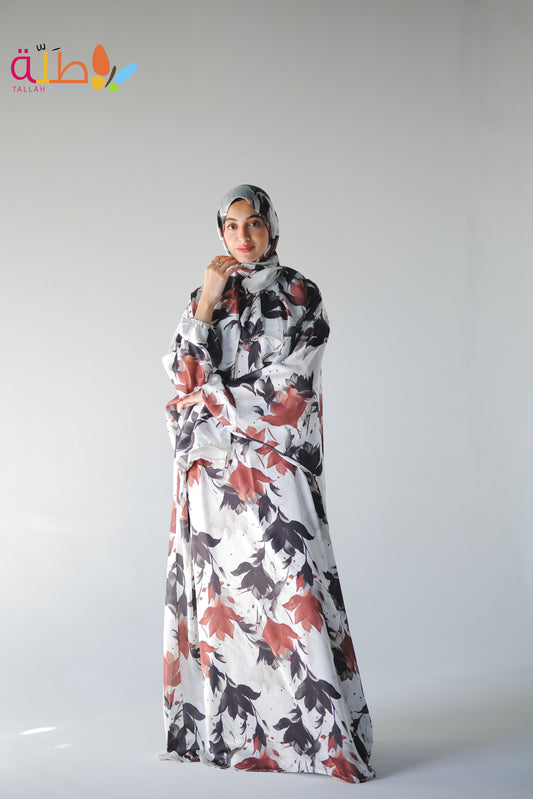 Malhafa Satin - white & flowers