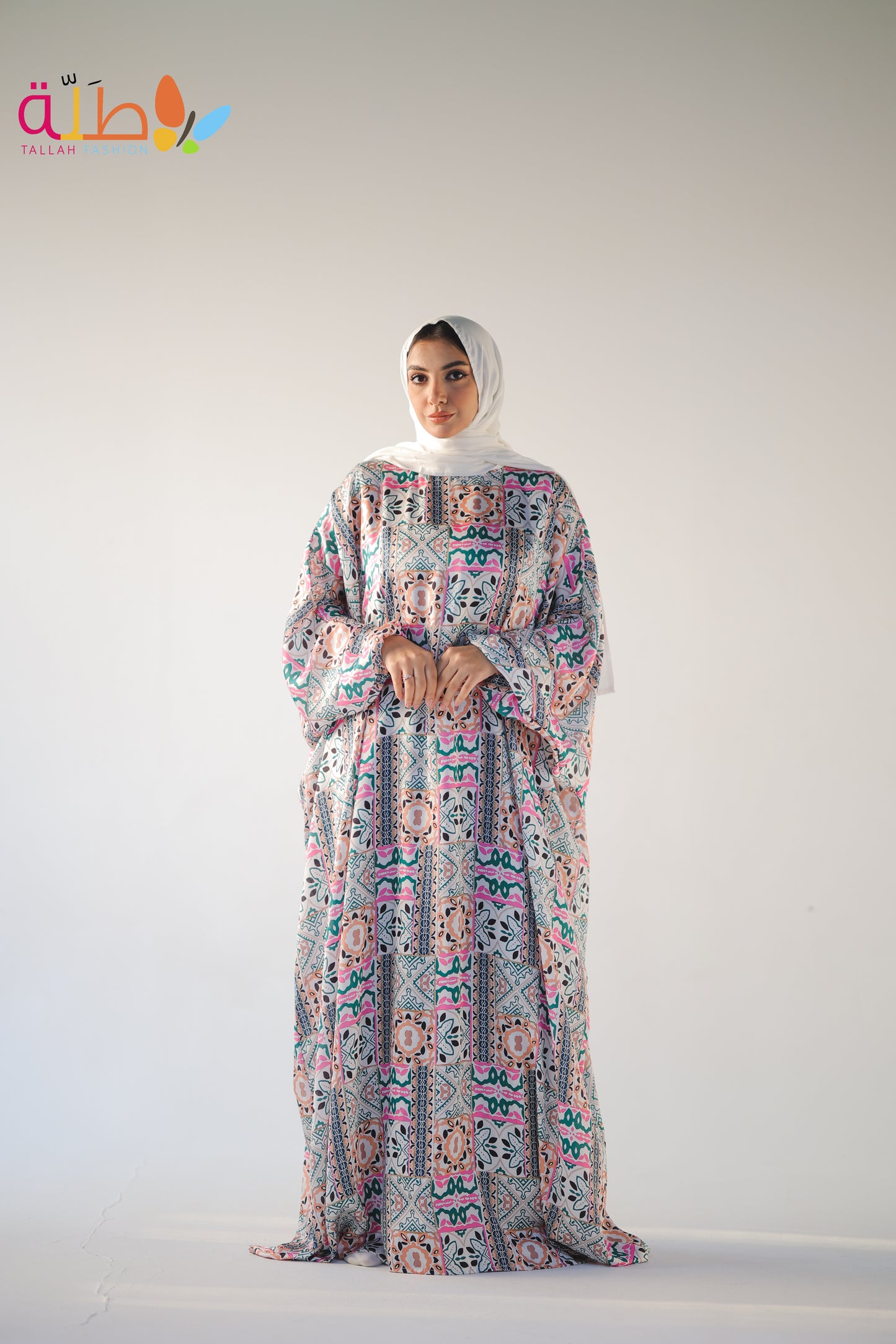 Malhafa Satin - white & pink pattern