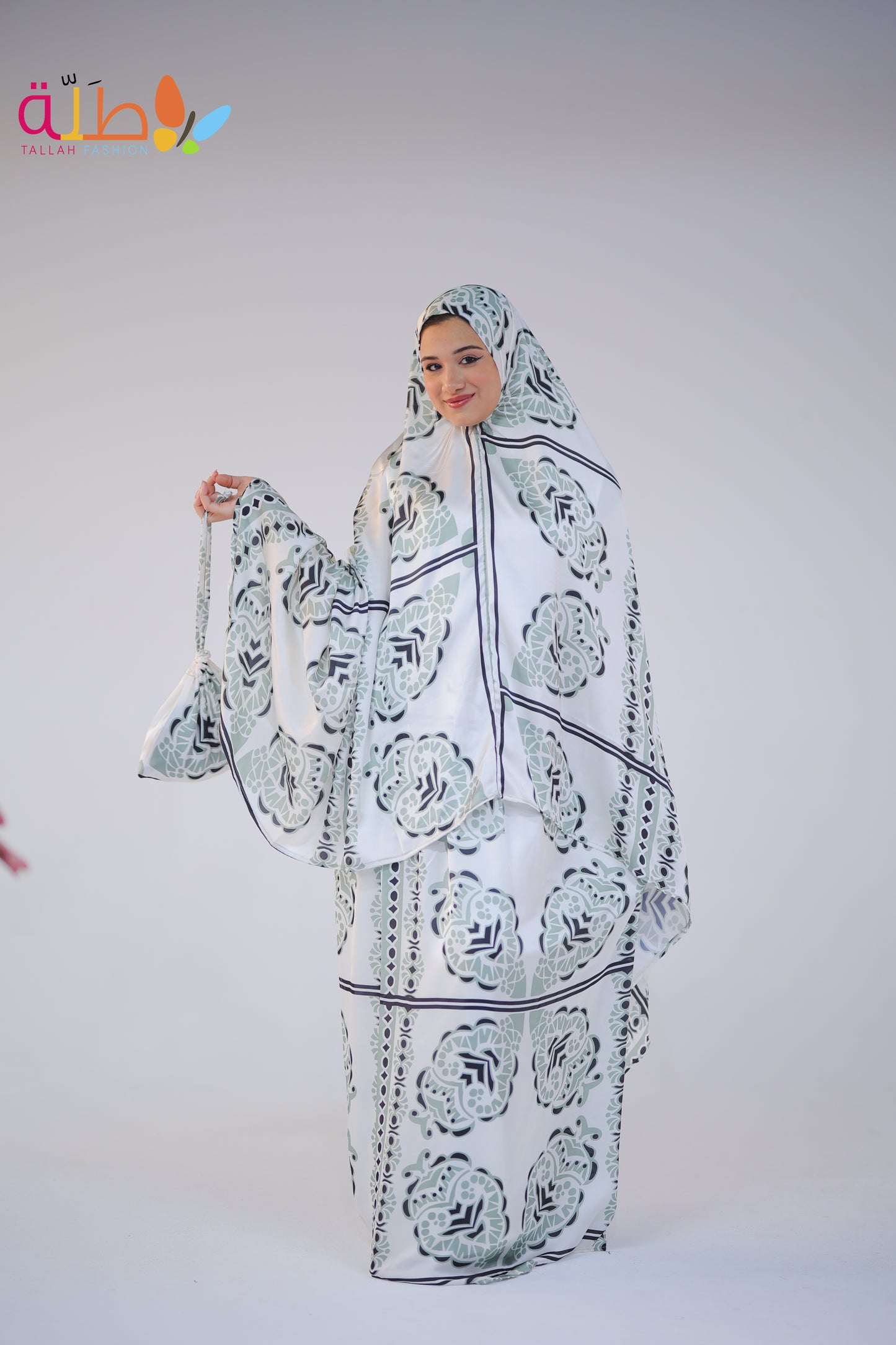 khamaar wajibih satin- white