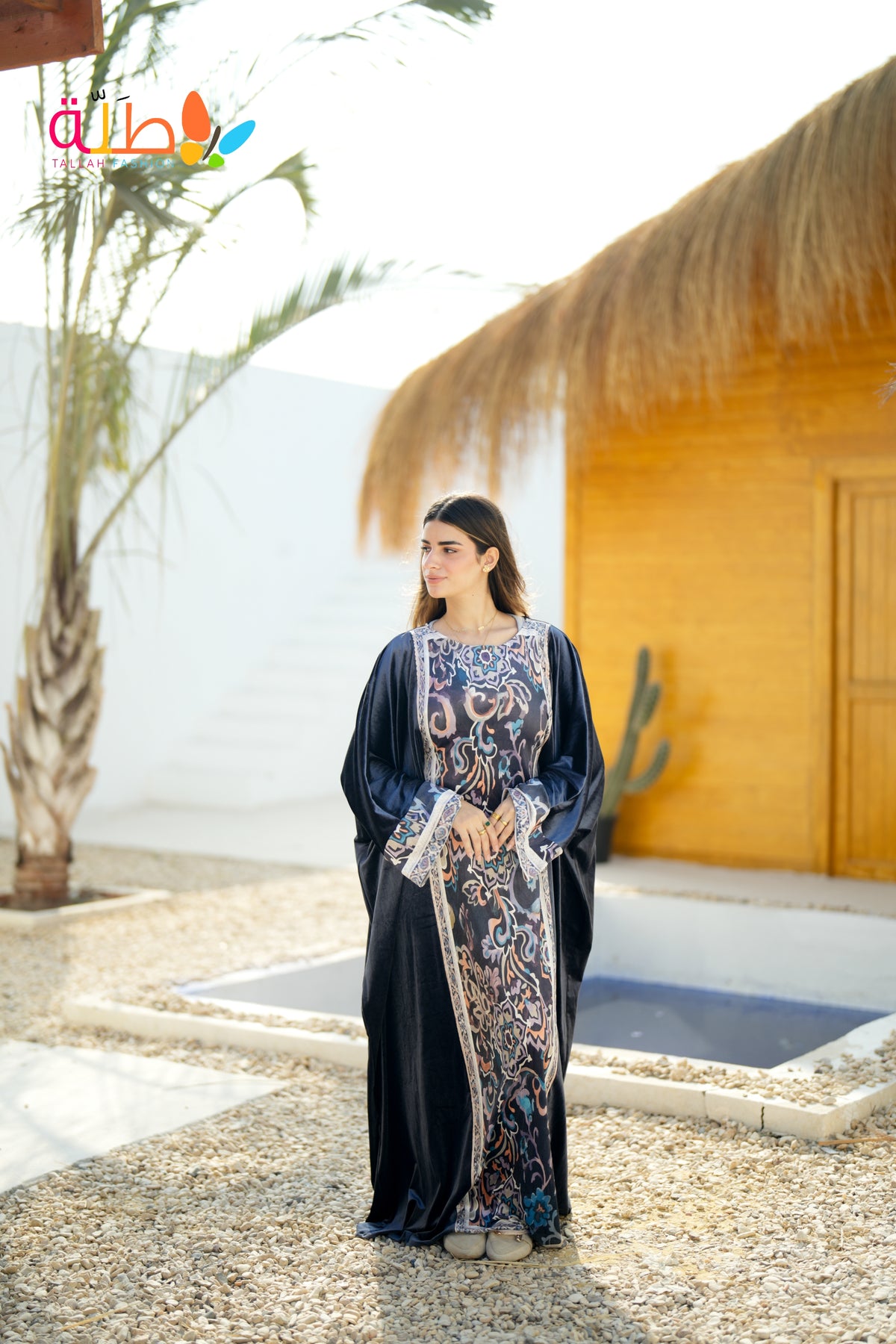 Malhafa - Dark grey center design
