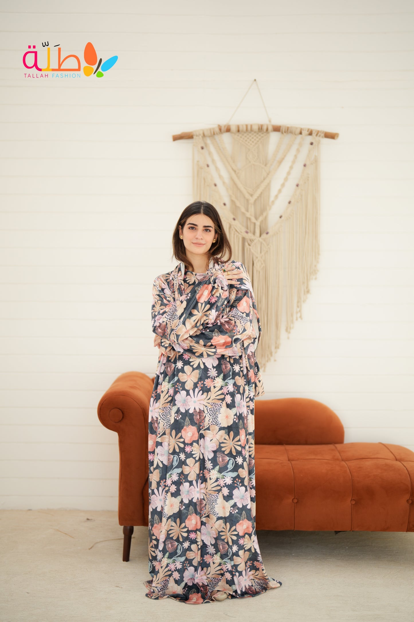 Isdal - Colorful floral pattern