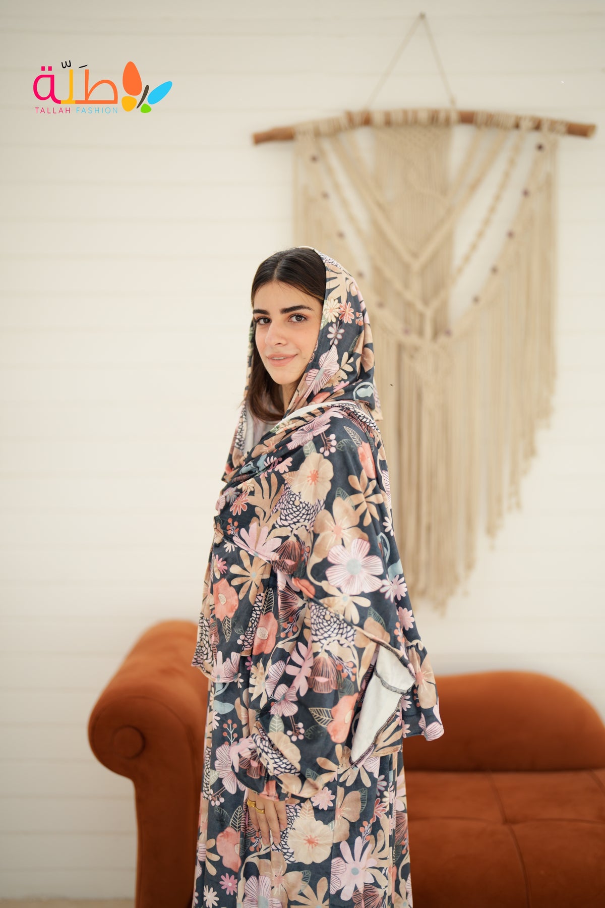 Isdal — Velvet — Multicolour, floral print