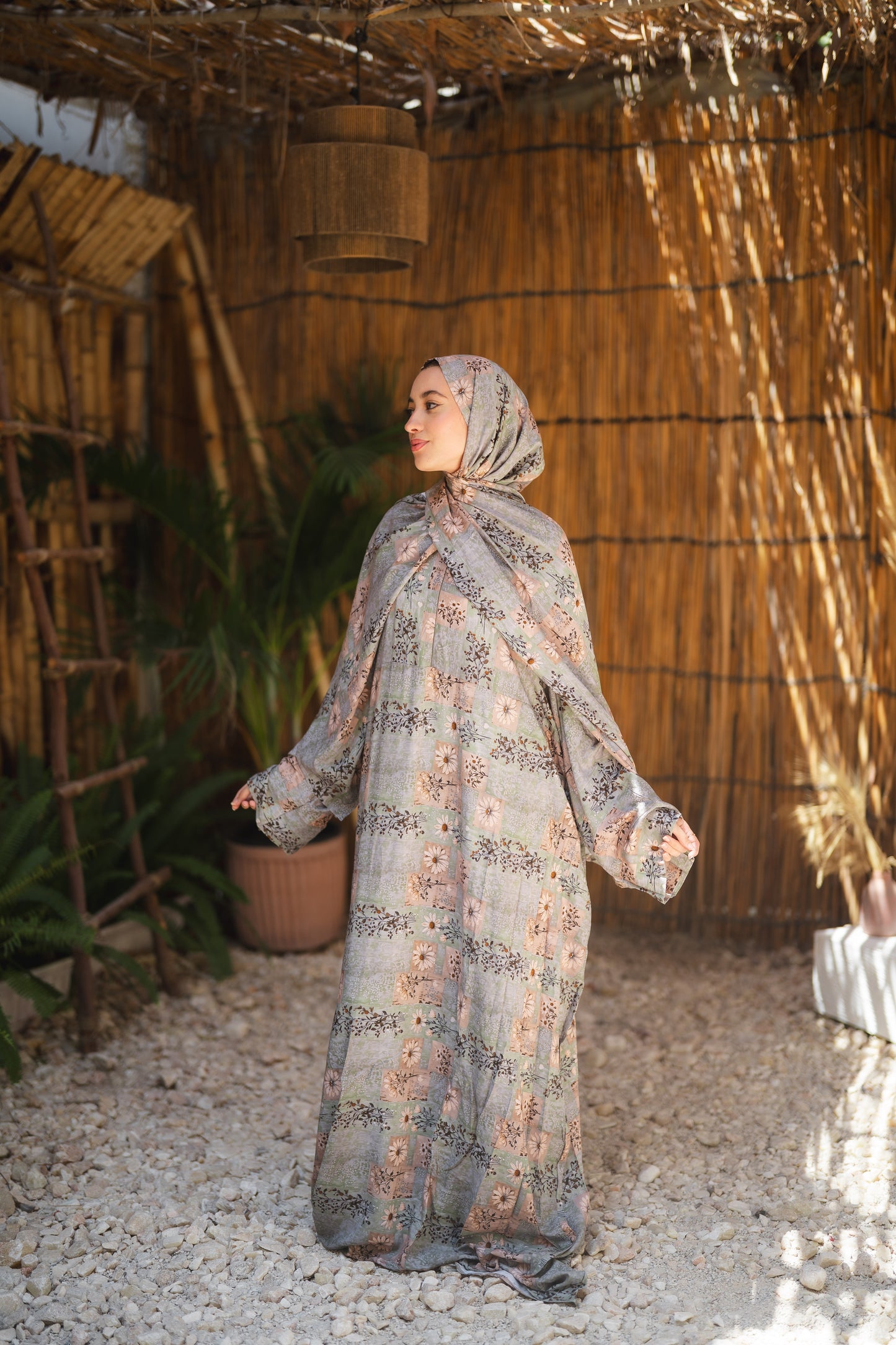 Isdal viscose - lightdark blossom