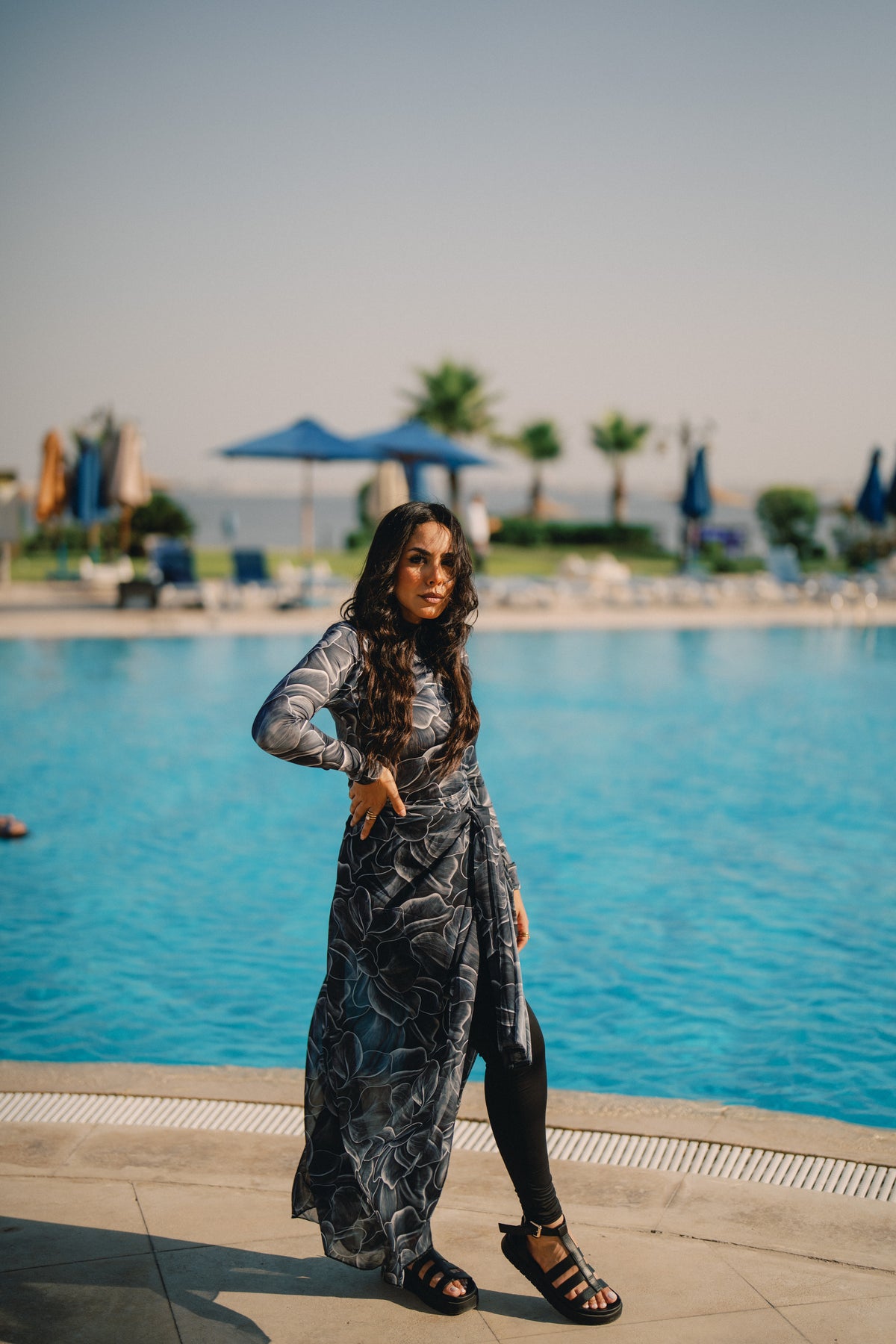 Burkini - black & white shells