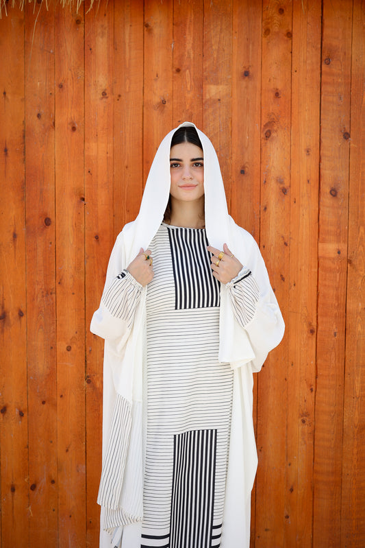 CY Malhfa - white & black pattern