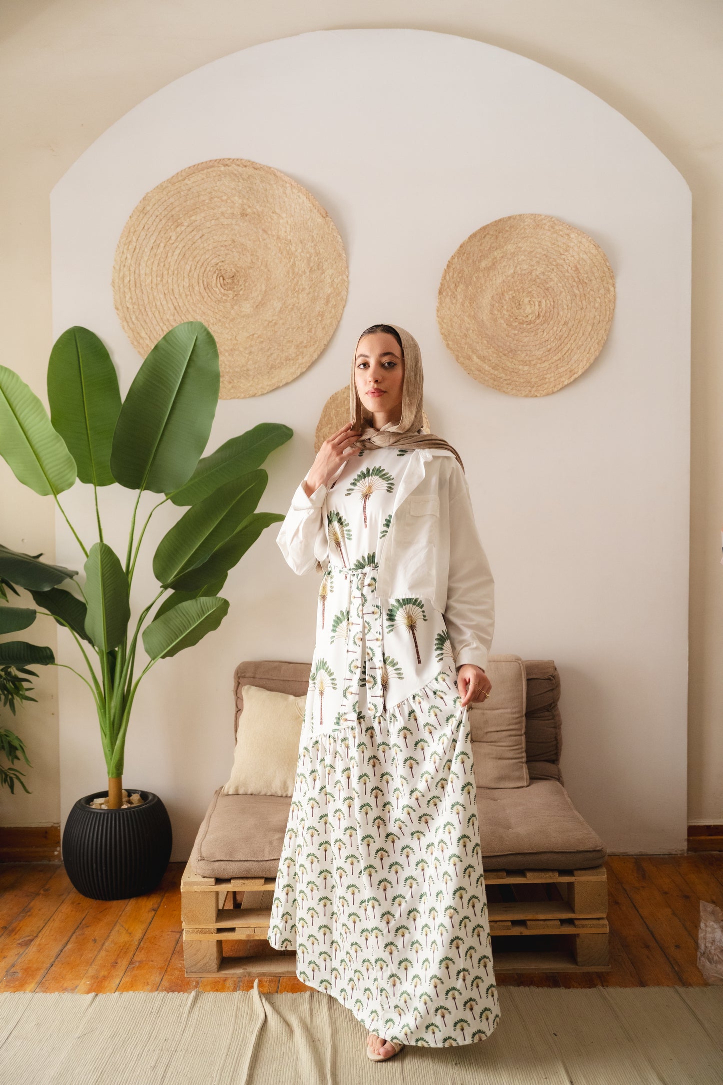Dress cut - palm tree
