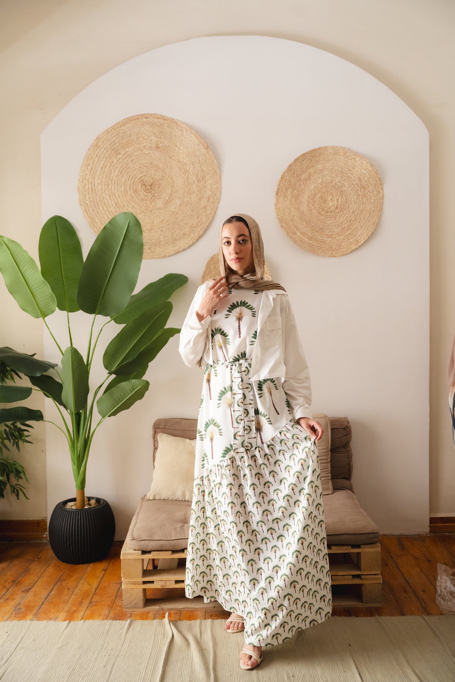 Dress cut - palm tree