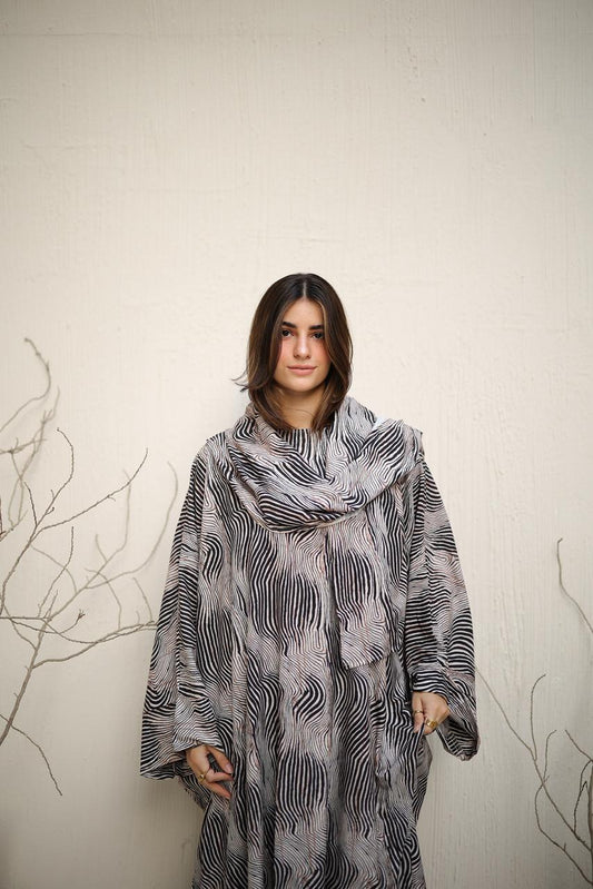 Malhafa soft - grey squiggles