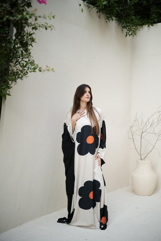 Malhafa mix - black and white flowers