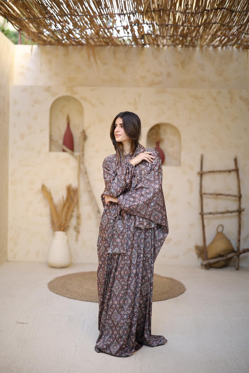 Malhafa satin -  square pattern