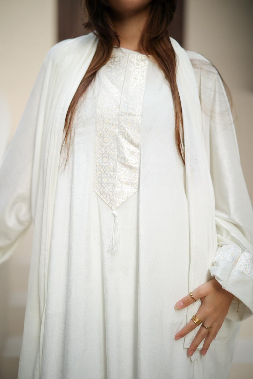 isdal - classic pure white