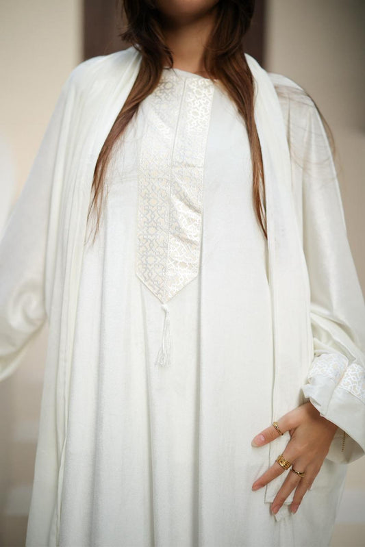 isdal - classic pure white