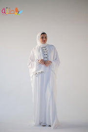 malhafa- white and simple