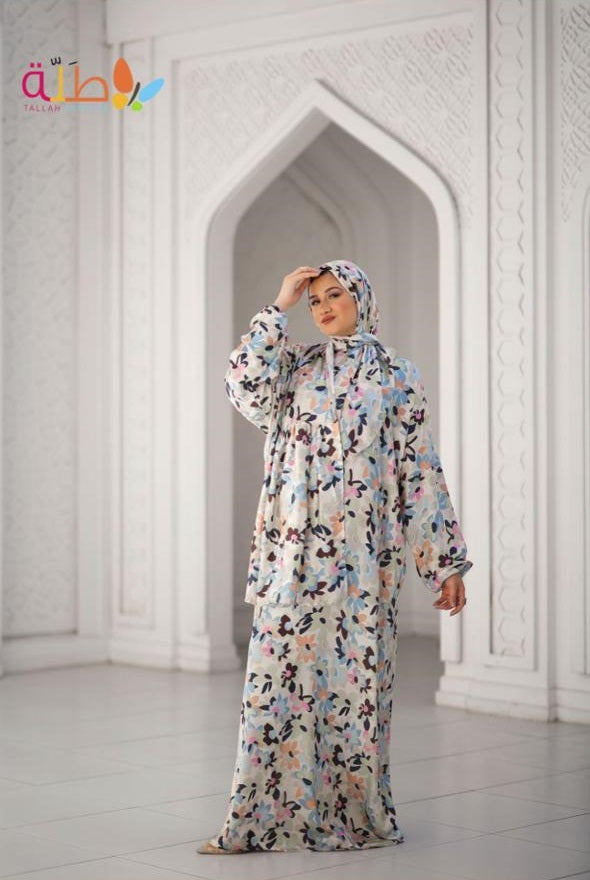 Satin Isdal - colorful flowers