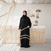 Isdal — CY — Black, gold stripe hem