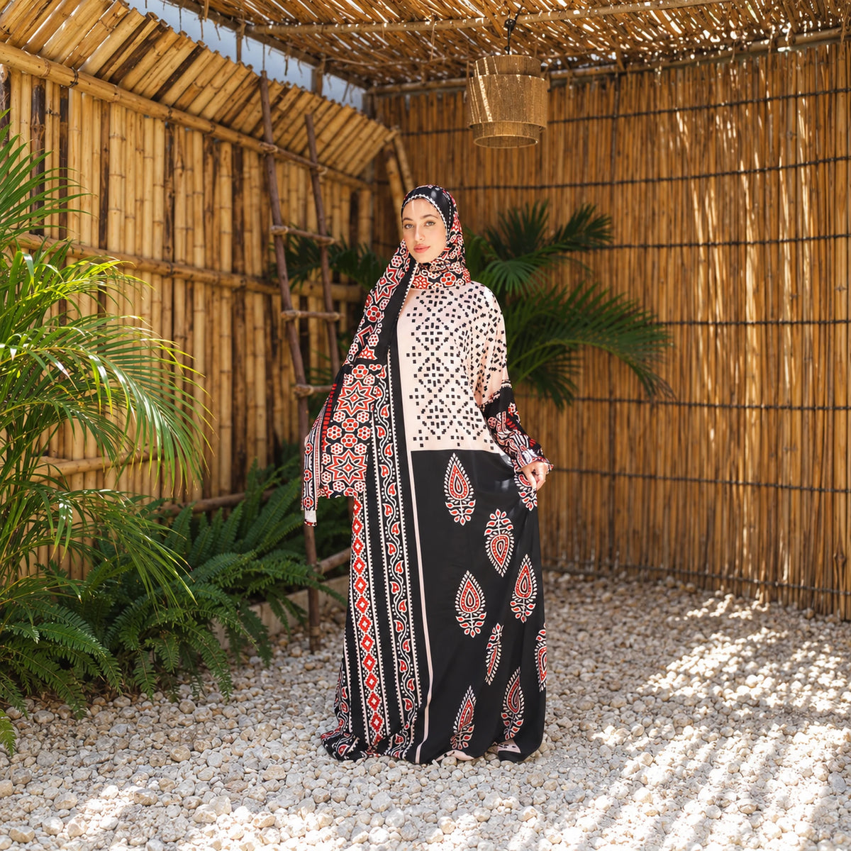 Isdal in Soft Mabrad in Black & blush, mixed ornamental print with matching veil, gallery view 1.