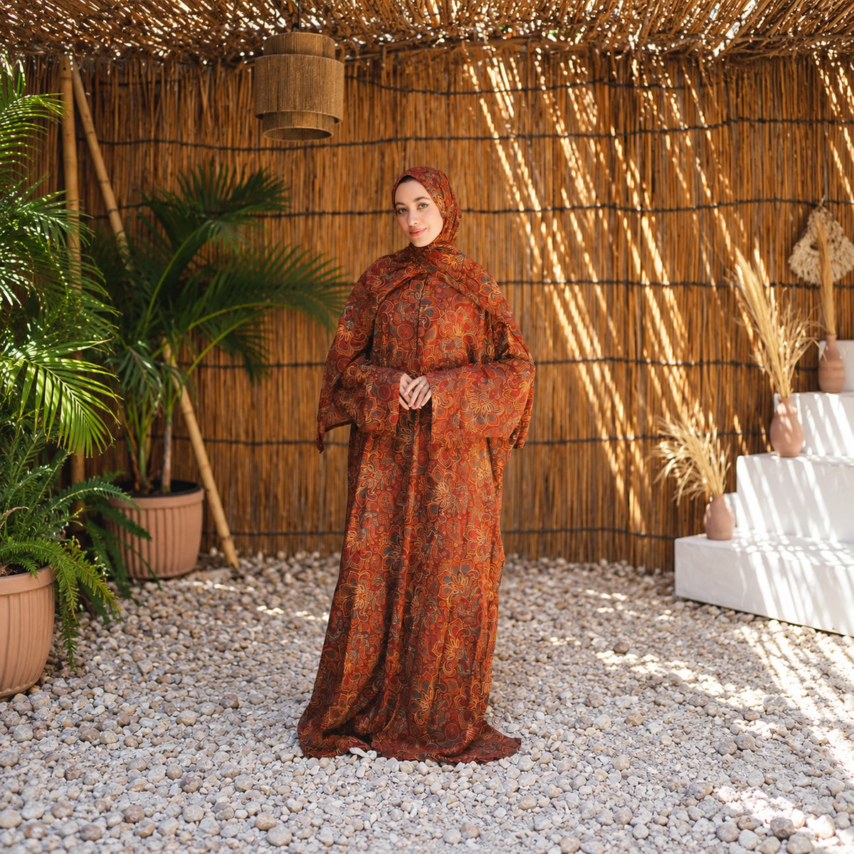 Tallah's orange and rust Soft Mabrad Isdal with an ornamental print and matching veil, gallery view 4.