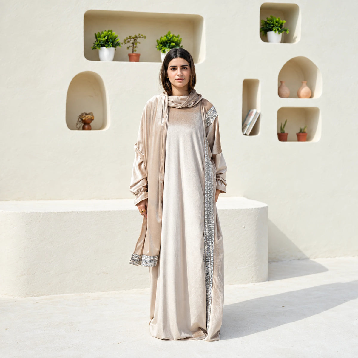 Model wearing Tallah's Velvet Isdal — Cream, grey trim, gallery view 1.