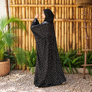Tallah Malhafa — Satin — Black & white, dotted print, gallery photo 1