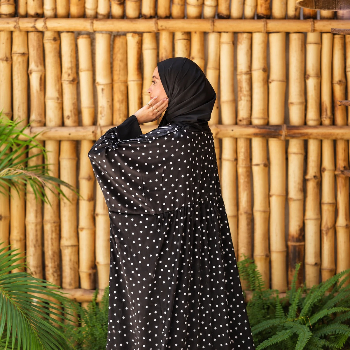 Tallah Malhafa — Satin — Black & white, dotted print, gallery photo 4
